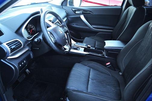 2020 Mitsubishi Eclipse Cross SE