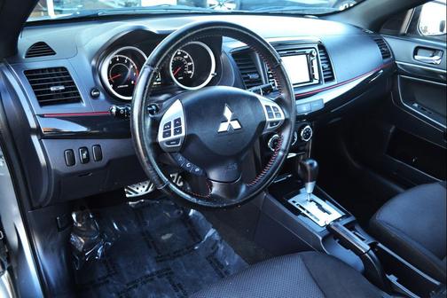 2017 Mitsubishi Lancer LE