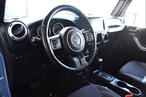 Anvil Clearcoat 2015 Jeep Wrangler Rubicon