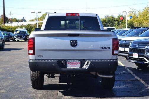 2021 RAM 1500 Classic Warlock Quad Cab 4x4 6'4' Box