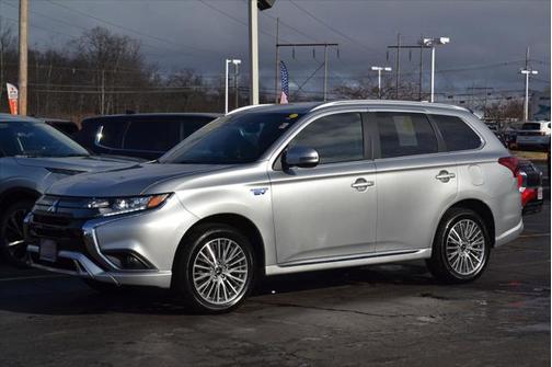 2022 Mitsubishi Outlander PHEV SEL