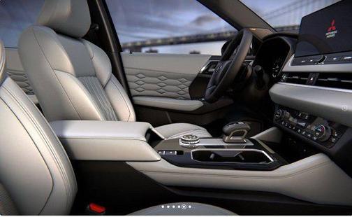 2025 Mitsubishi Outlander PLATINUM EDITION 2.5 S-AWC