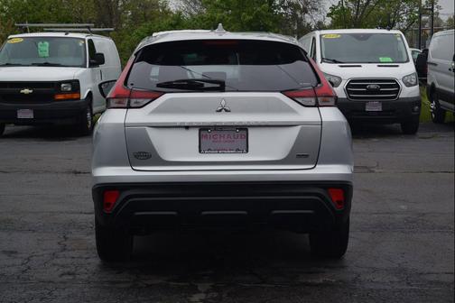 Alloy Silver Metallic 2024 Mitsubishi Eclipse Cross LE