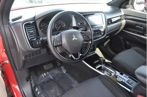 2018 Mitsubishi Outlander LE