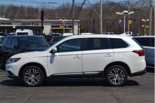 2017 Mitsubishi Outlander SEL