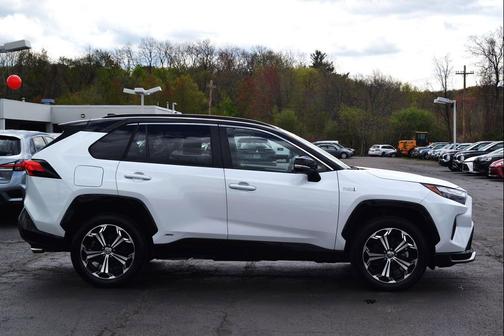 Wind Chill Pearl/Midnight Black Metallic 2023 Toyota RAV4 Prime XSE