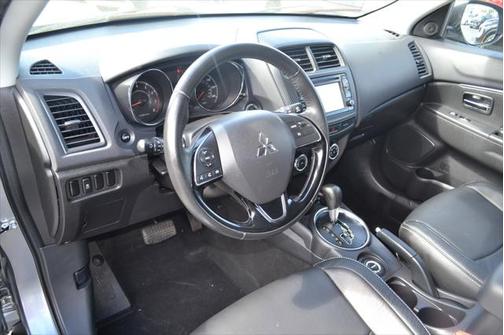 2017 Mitsubishi Outlander Sport 2.4 SE