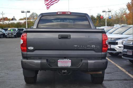 2017 Toyota Tundra SR5