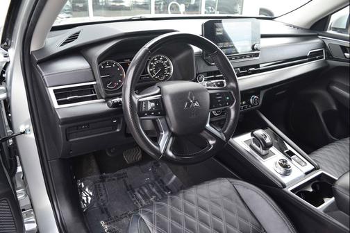 2022 Mitsubishi Outlander SEL Special Edition