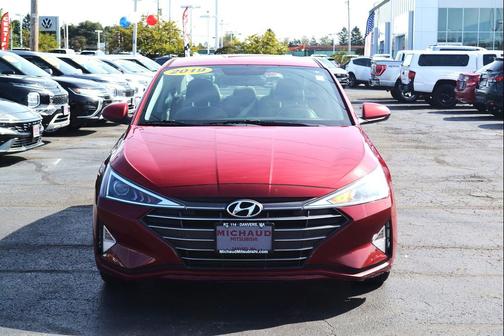 2019 Hyundai ELANTRA SE