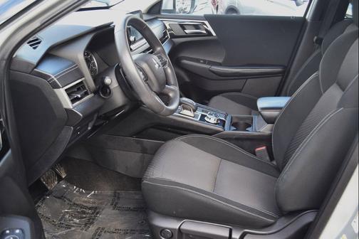 2022 Mitsubishi Outlander ES 2.5 S-AWC