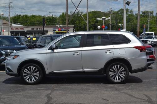 2020 Mitsubishi Outlander ES