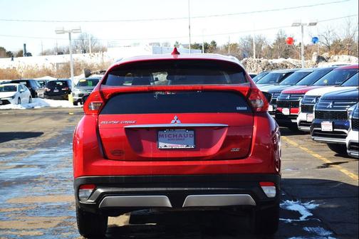 2020 Mitsubishi Eclipse Cross SE