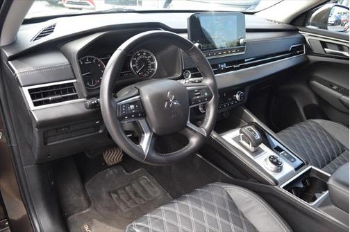 2022 Mitsubishi Outlander SEL 2.5 S-AWC
