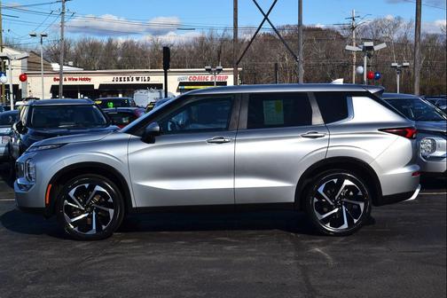 2023 Mitsubishi Outlander SE 2.5 S-AWC
