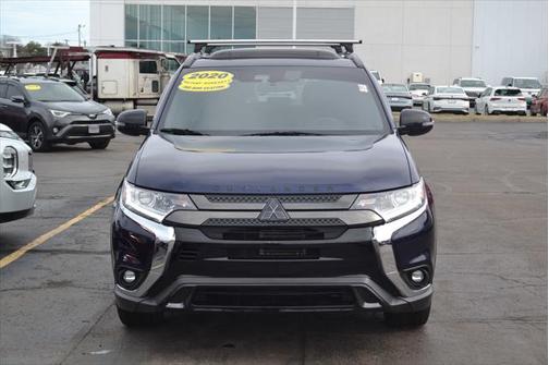 2020 Mitsubishi Outlander LE