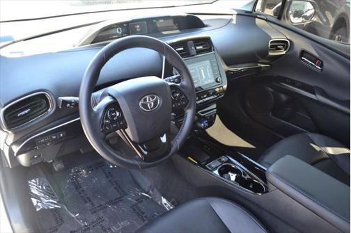 2022 Toyota Prius XLE