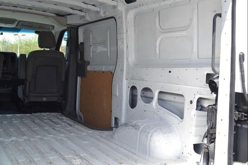 2018 Nissan NV Cargo NV2500 HD S V6
