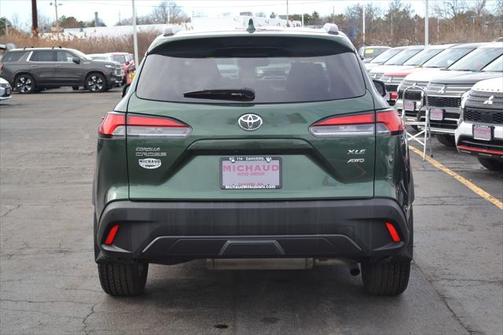 2023 Toyota Corolla Cross XLE