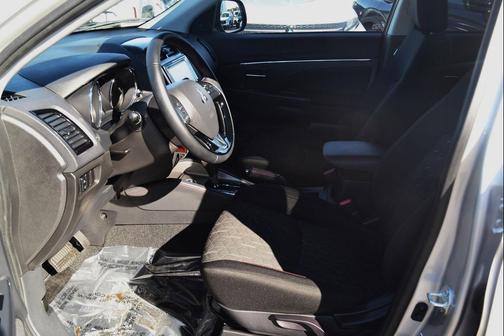 2025 Mitsubishi Outlander Sport 2.0 LE
