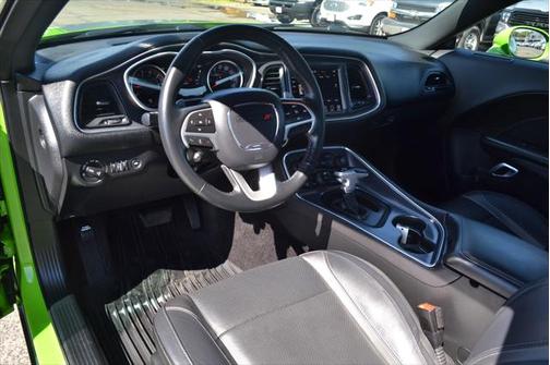 2017 Dodge Challenger GT