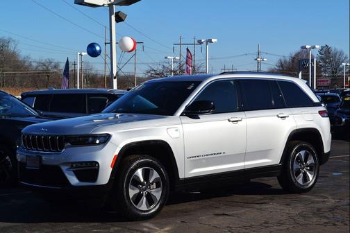 2022 Jeep Grand Cherokee 4xe Base