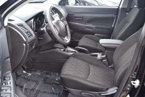 2024 Mitsubishi Outlander Sport 2.0 ES