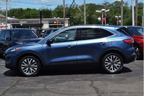 2020 Ford Escape Titanium