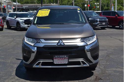2020 Mitsubishi Outlander ES