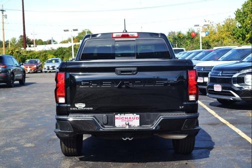 2023 Chevrolet Colorado LT