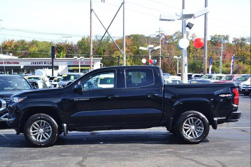 2023 Chevrolet Colorado LT