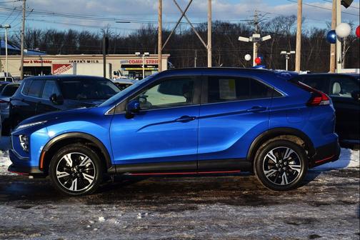 2023 Mitsubishi Eclipse Cross SE
