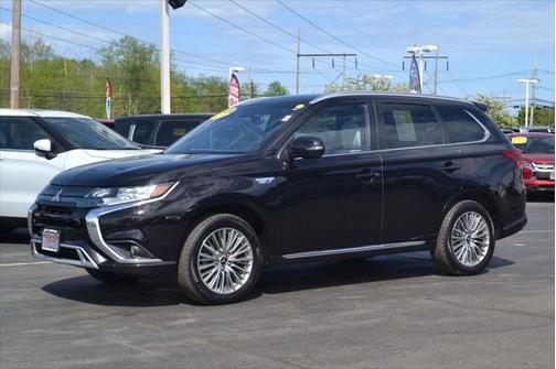 2022 Mitsubishi Outlander PHEV SEL