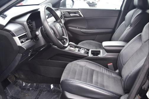 2023 Mitsubishi Outlander SE Black Edition S-AWC