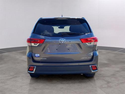 2017 Toyota Highlander Limited Platinum