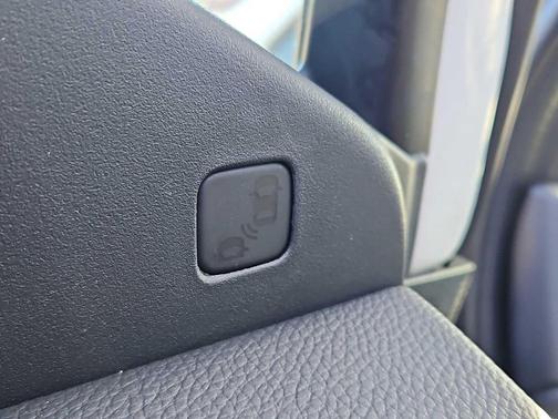 Sonic Gray Pearl 2026 Honda Ridgeline Black