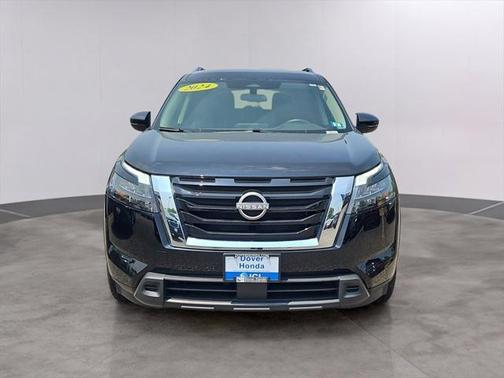 2024 Nissan Pathfinder SV 4WD