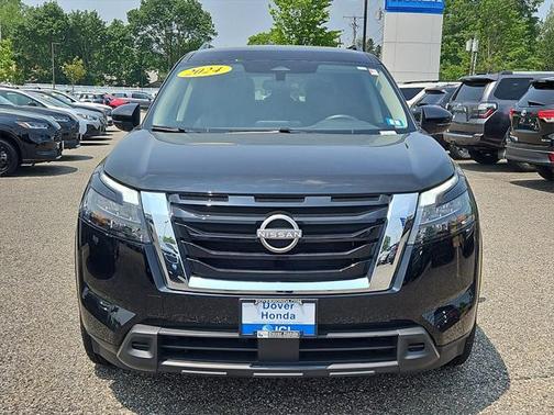 2024 Nissan Pathfinder SV 4WD