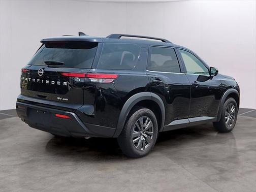 2024 Nissan Pathfinder SV 4WD