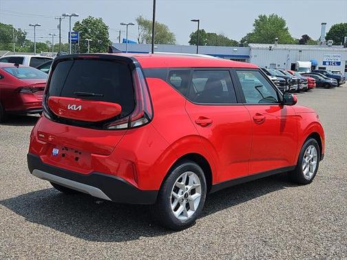 2024 Kia Soul LX