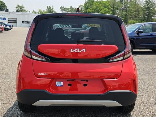 2024 Kia Soul LX