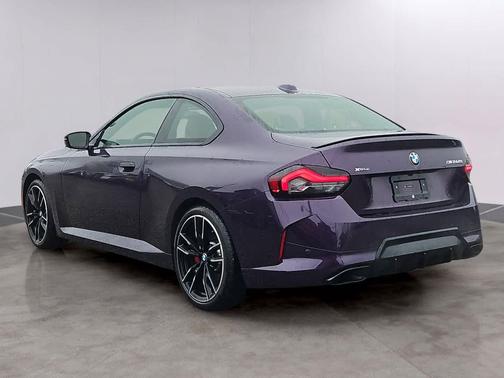 2025 BMW M240 i xDrive