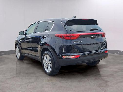 Black Cherry 2018 Kia Sportage LX