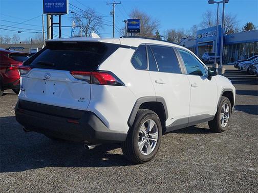 2025 Toyota RAV4 Hybrid LE