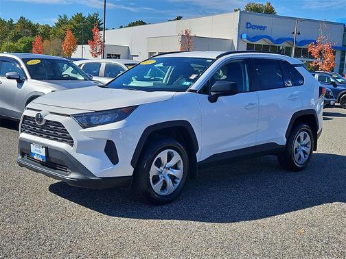 2020 Toyota RAV4 LE