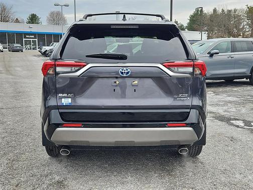 2024 Toyota RAV4 Hybrid SE