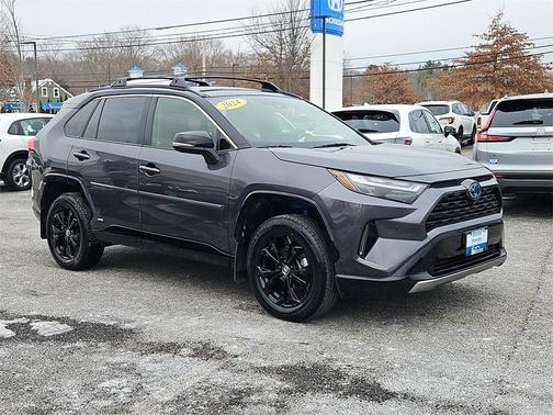 2024 Toyota RAV4 Hybrid SE