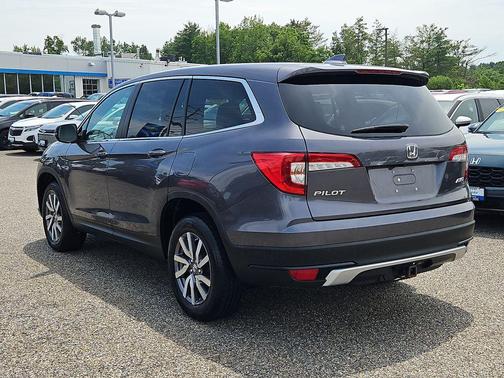 Gray 2021 Honda Pilot AWD EX-L