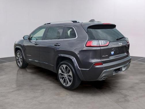 2019 Jeep Cherokee Overland