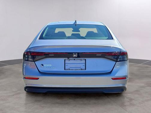 Lunar Silver Metallic 2023 Honda Accord LX 1.5T